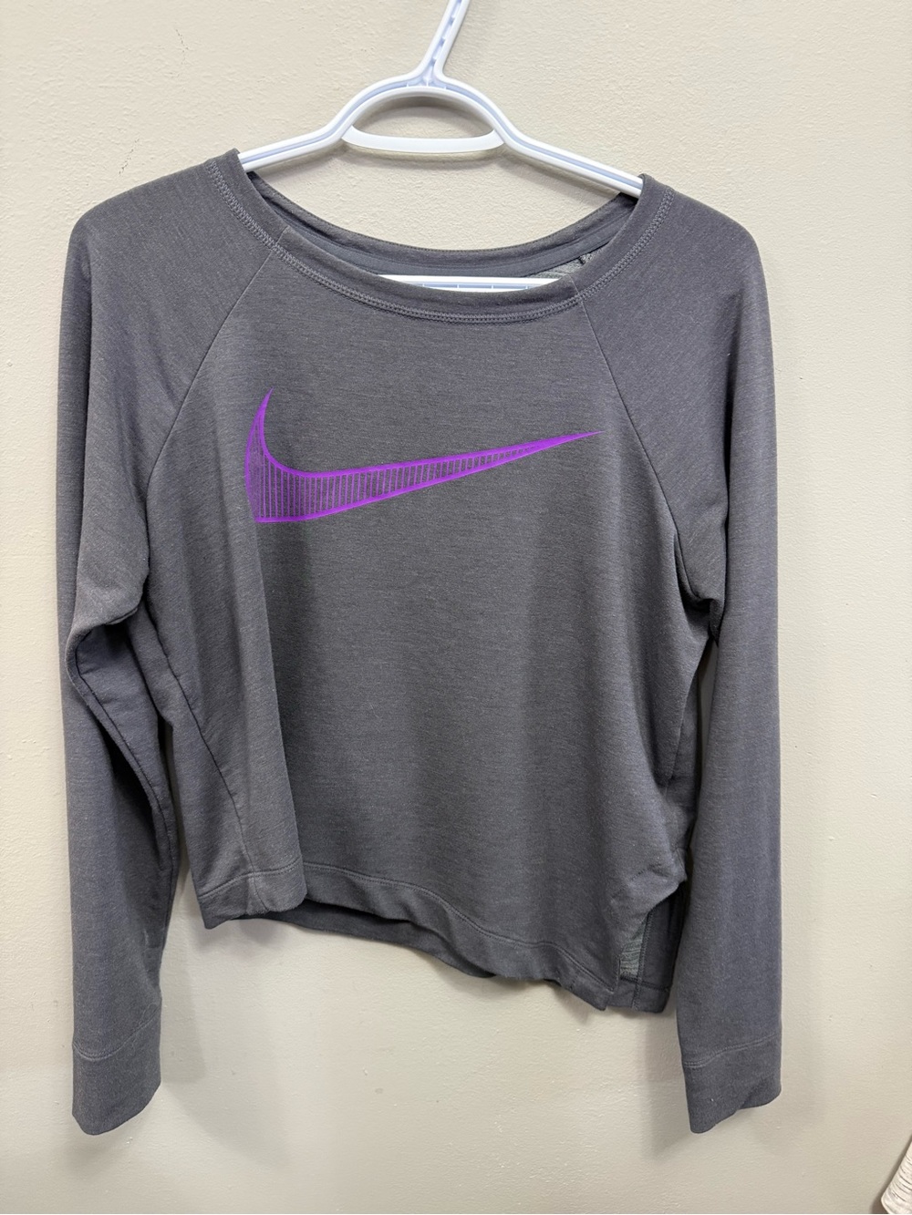 Nike Women’s Gray Asymmetrical Pullover with Purple Swoosh Medium